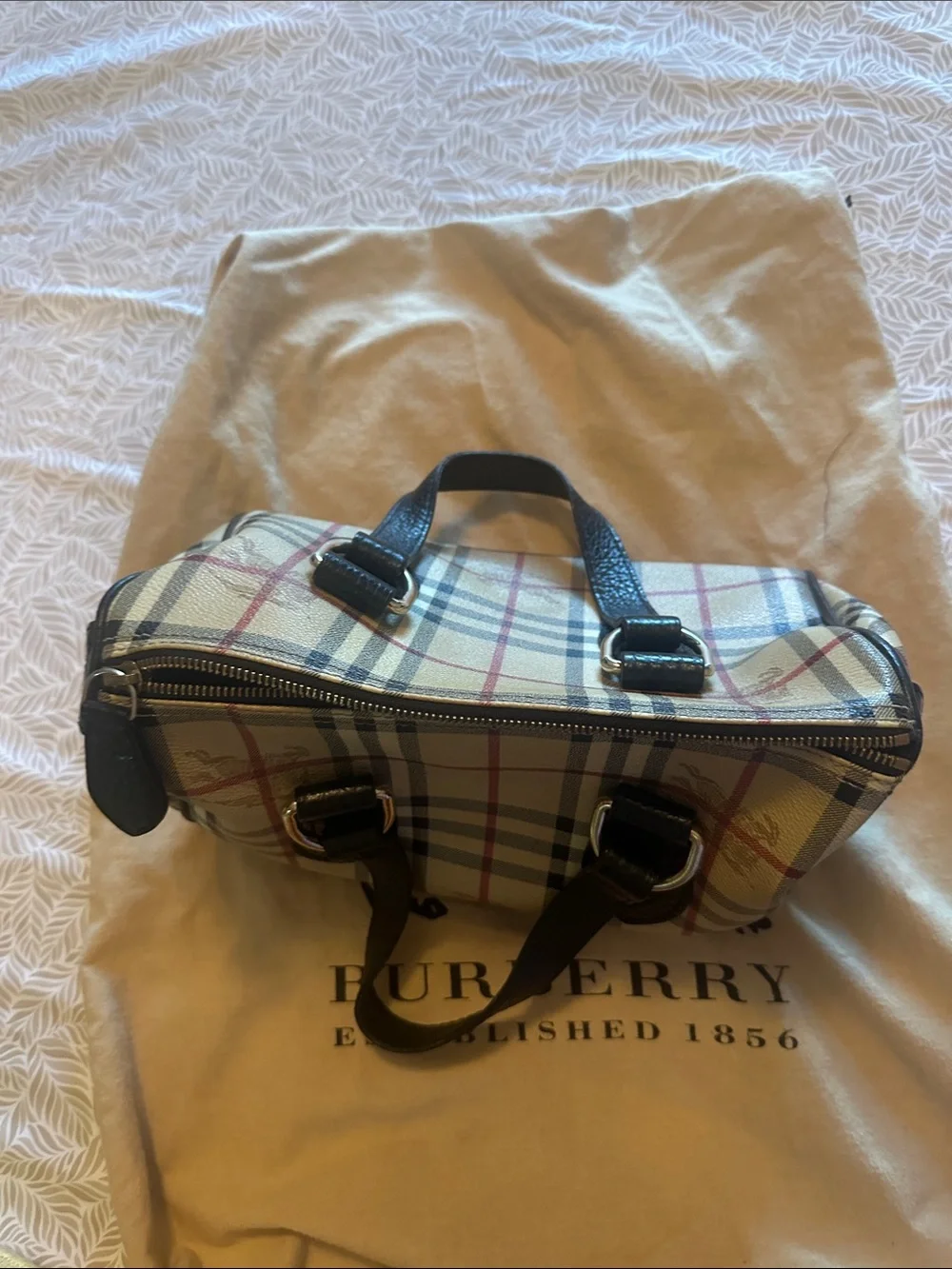 Burberry barrel